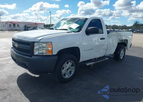2007 Chevrolet Silverado 1500 Work Truck из США, поврежденный, VIN 1GCEC14C37Z519492